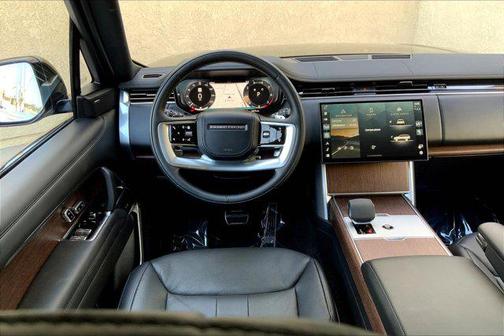 2024 Land Rover Range Rover P400 SE