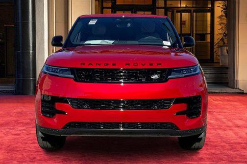 2025 Land Rover Range Rover Sport SE