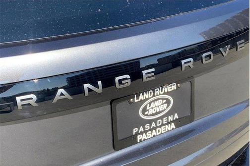 2025 Land Rover Range Rover P530 SE