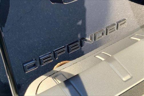 2026 Land Rover Defender OCTA