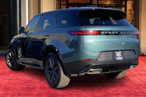 2026 Land Rover Range Rover Sport SE
