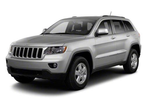Brilliant Black Crystal Pearlcoat 2013 Jeep Grand Cherokee Laredo
