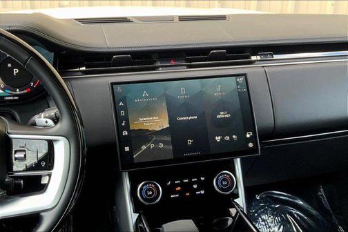 2023 Land Rover Range Rover P400 SE