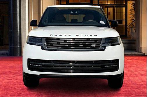 2025 Land Rover Range Rover P530 SE 7 Seat