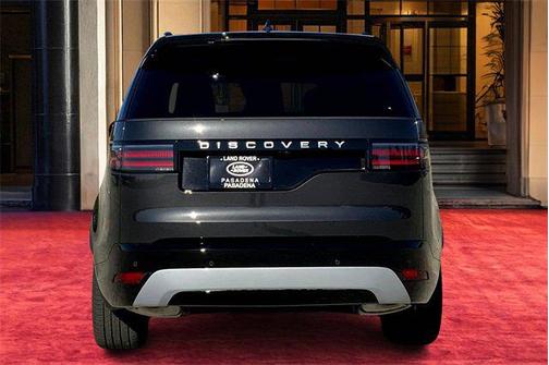2024 Land Rover Discovery P360 Metropolitan Edition