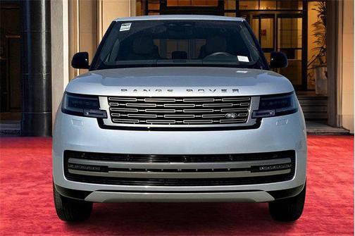 2025 Land Rover Range Rover P400 SE