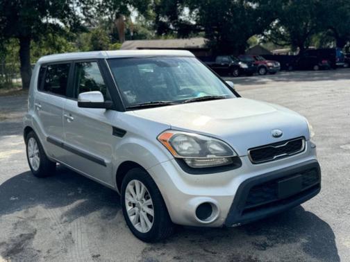 Bright Silver 2013 Kia Soul +