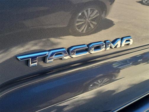 2022 Toyota Tacoma SR5