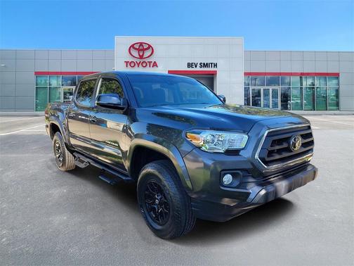 2022 Toyota Tacoma SR5