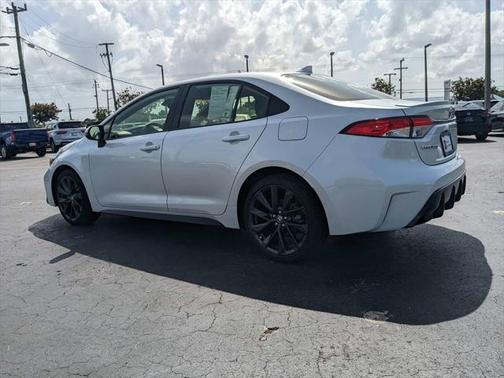 2024 Toyota Corolla Hybrid LE