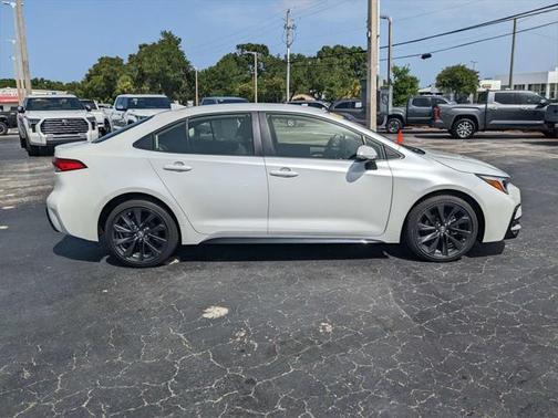 2024 Toyota Corolla Hybrid LE