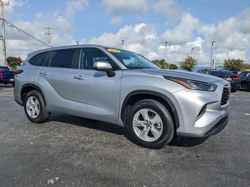 2023 Toyota Highlander L