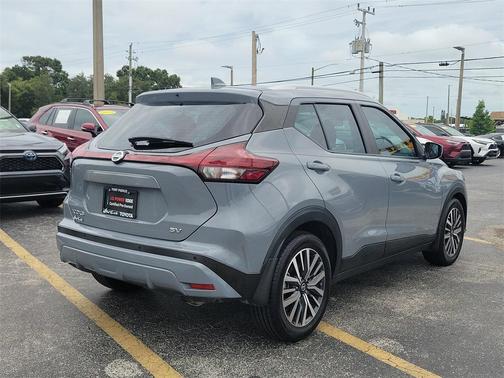 2021 Nissan Kicks SV