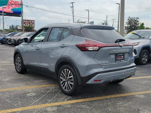 2021 Nissan Kicks SV