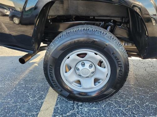 2023 Toyota Tacoma SR