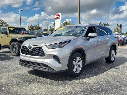 2023 Toyota Highlander L
