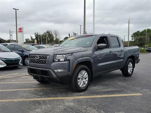 2024 Nissan Frontier SV