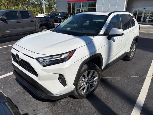 2023 Toyota RAV4 XLE Premium