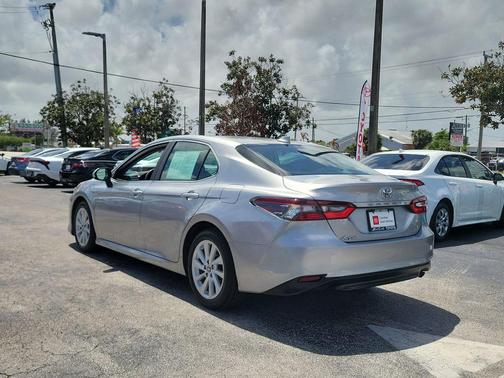 Celestial Silver Metallic 2022 Toyota Camry LE