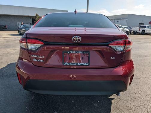 2025 Toyota Corolla LE