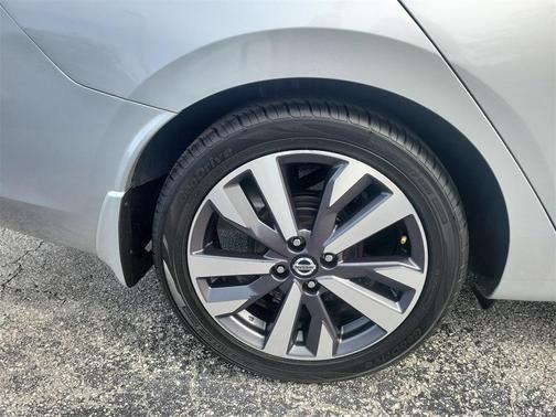 2020 Nissan Versa 1.6 S