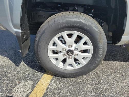 2026 Toyota Tacoma SR5