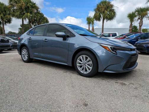2025 Toyota Corolla Hybrid LE