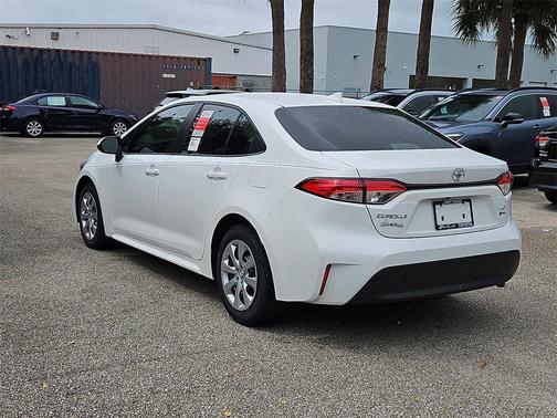 2026 Toyota Corolla Hybrid LE