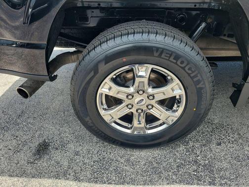 Agate Black Metallic 2023 Ford F-150 Lariat