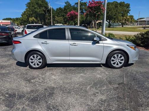 2024 Toyota Corolla Hybrid LE