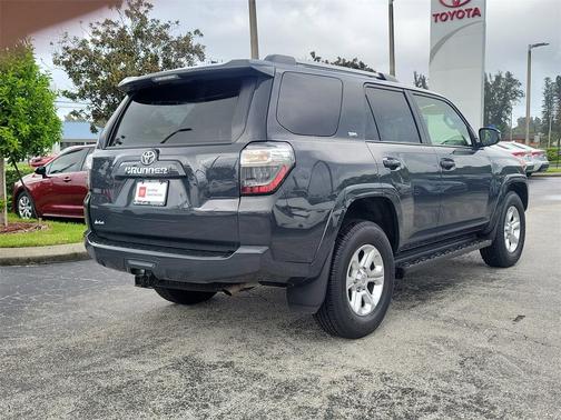 2024 Toyota 4Runner SR5