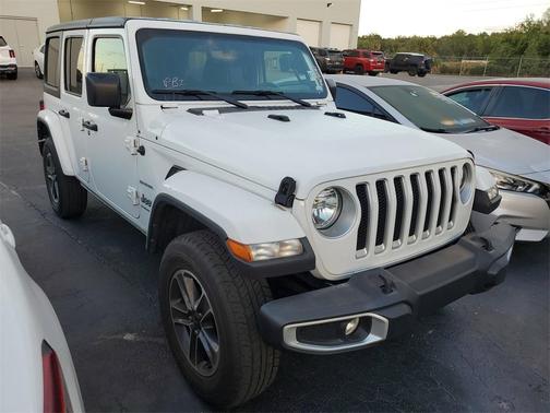 2023 Jeep Wrangler 4-Door Sahara 4x4