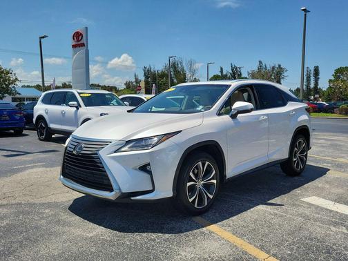 Eminent White Pearl 2017 Lexus RX 350 Base