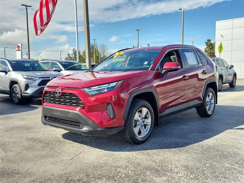 2023 Toyota RAV4 XLE