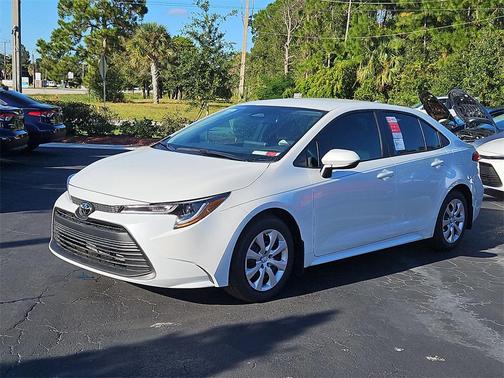 2026 Toyota Corolla LE