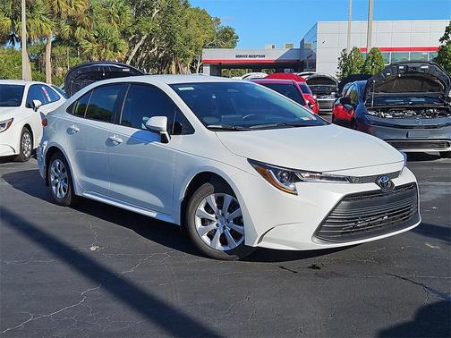 2026 Toyota Corolla LE