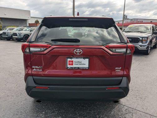 2023 Toyota RAV4 XLE