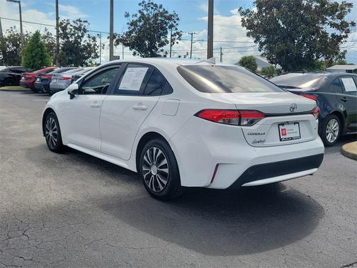 2022 Toyota Corolla LE