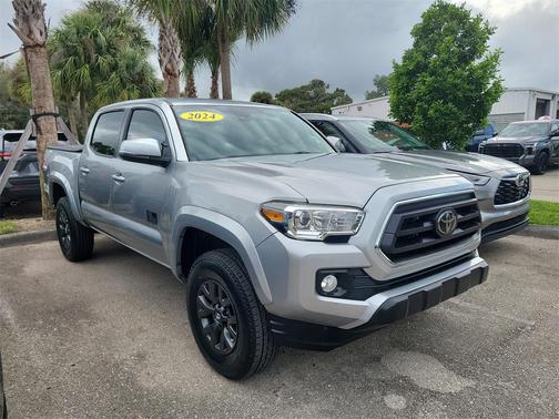 2022 Toyota Tacoma SR5