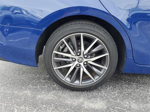 2023 Toyota Camry XLE