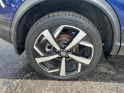 2020 Nissan Rogue Sport SL