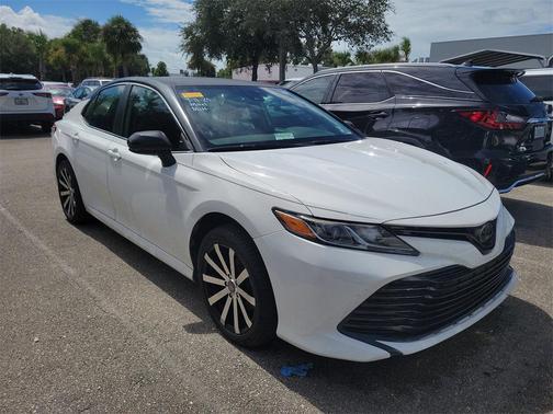 2020 Toyota Camry LE
