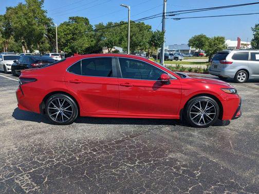 2023 Toyota Camry SE