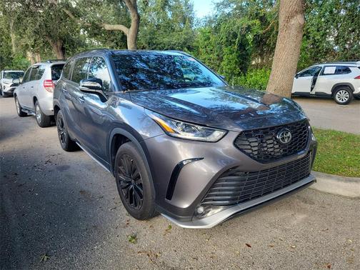 2023 Toyota Highlander XSE