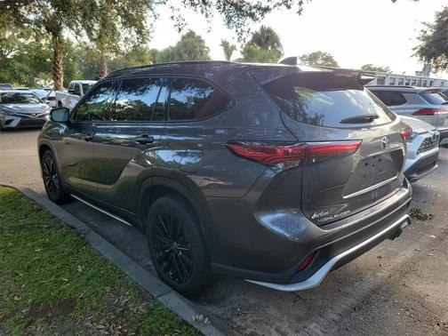 2023 Toyota Highlander XSE