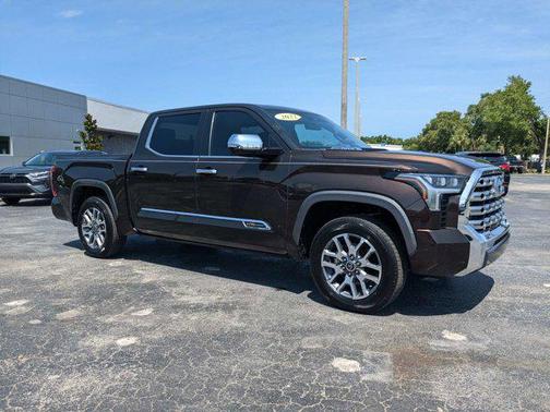 2022 Toyota Tundra Hybrid 1794 Edition
