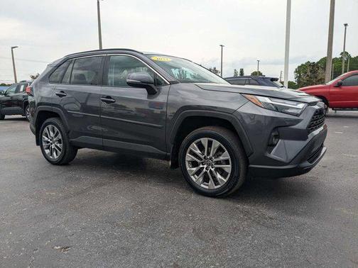 2022 Toyota RAV4 XLE Premium