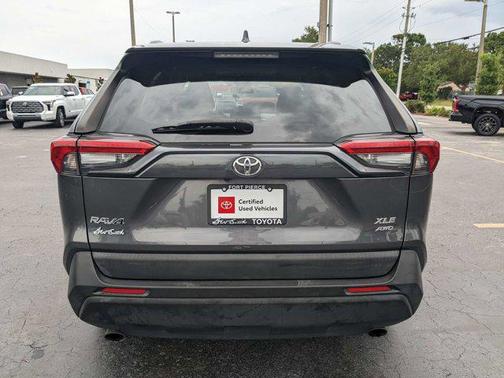 2022 Toyota RAV4 XLE Premium
