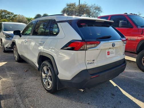 2024 Toyota RAV4 Hybrid LE