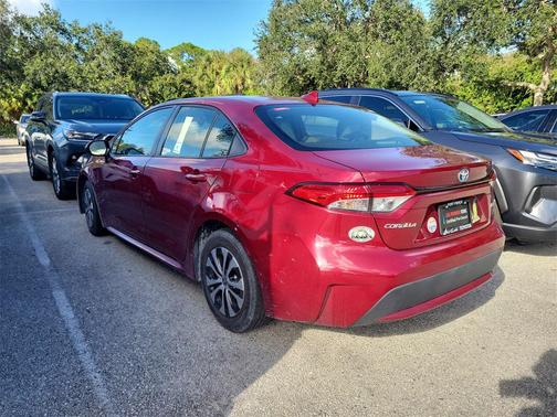2022 Toyota Corolla Hybrid SE
